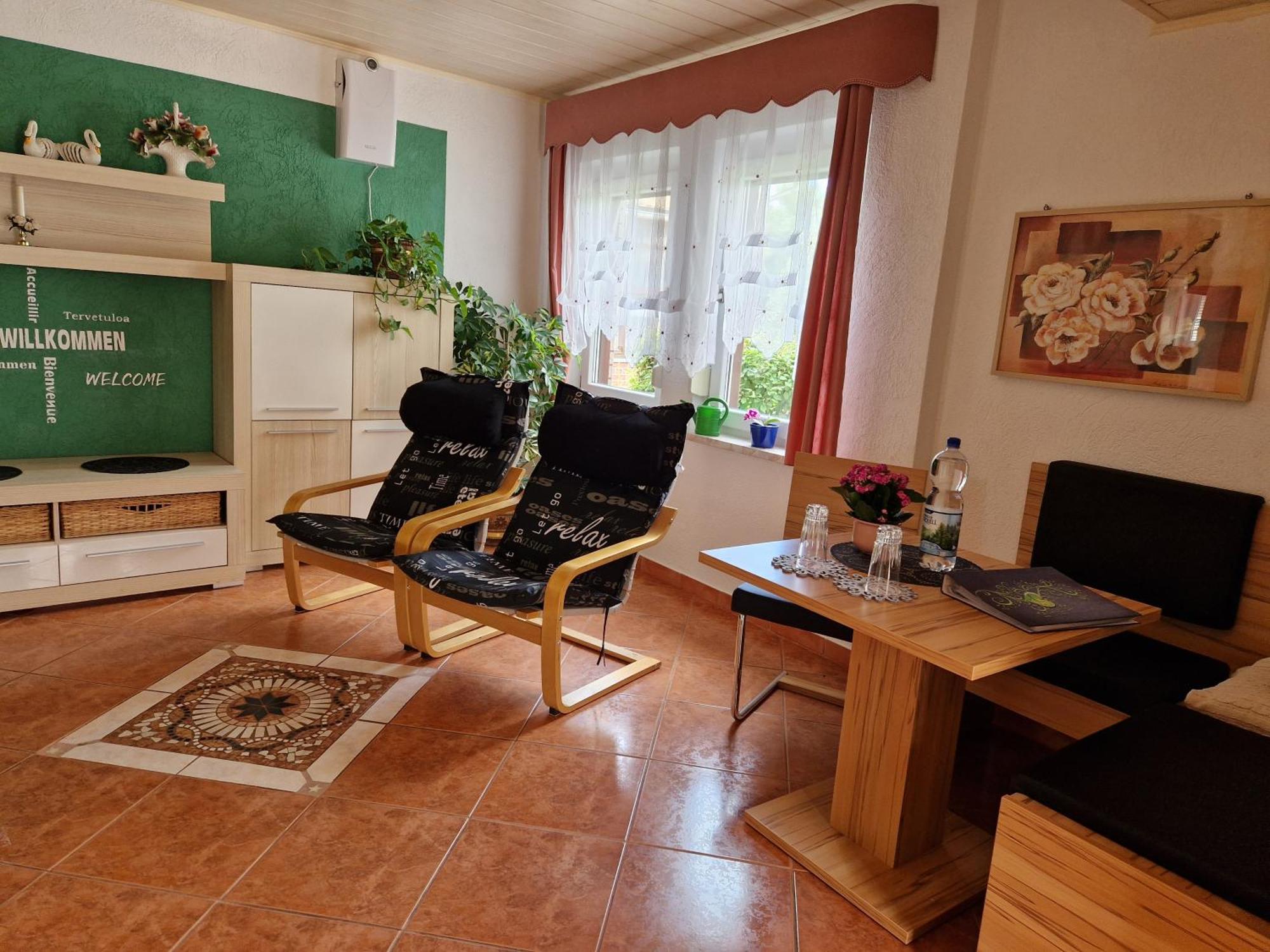 Ferienwohnung Am Oepitzer Berg Pößneck Eksteriør bilde